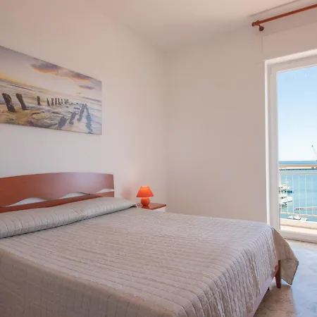 Apartment Appartament Giro Vista Mare