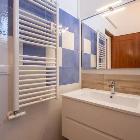 Apartment Appartament Giro Vista Mare